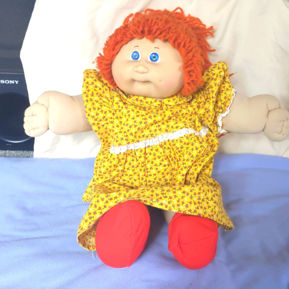 cabbage patch kids doll 1982